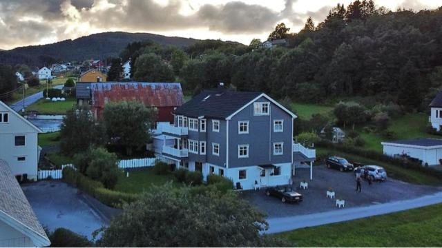 Appartement Ola Bua Near The Atlantic Road à Lyngstad Extérieur photo