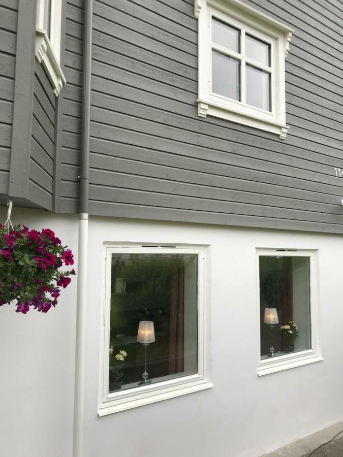 Appartement Ola Bua Near The Atlantic Road à Lyngstad Extérieur photo