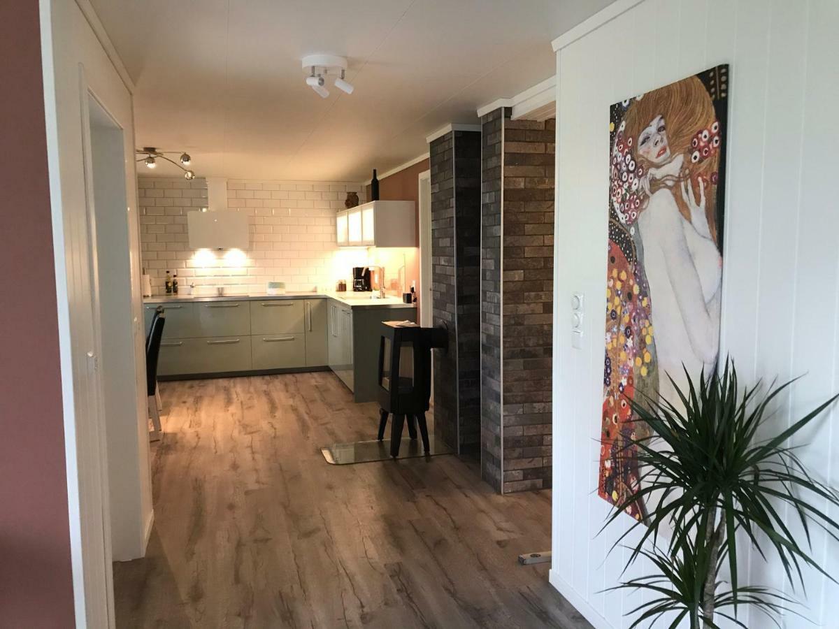 Appartement Ola Bua Near The Atlantic Road à Lyngstad Extérieur photo
